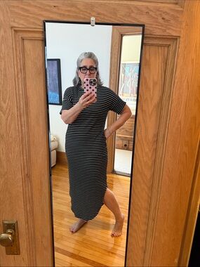 Marlee Los Angeles | Black and White Striped Midi Dress size M